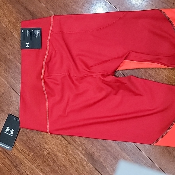 NWT Under Armour ankle leggings - Picture 8 of 16